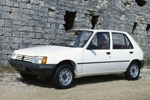 Peugeot 205 GRD