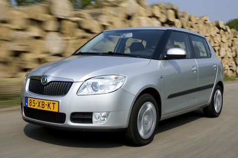 Skoda Fabia 1.4 16V Ambiente (2007)