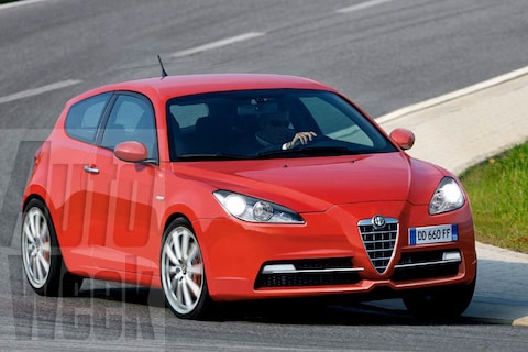 'Kleine Alfa Romeo gaat Mito heten'