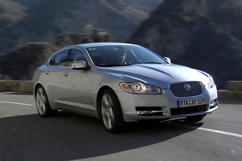 Test: Jaguar XF (2008)