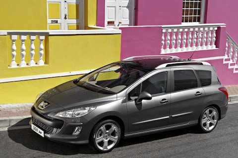 Eerste foto's Peugeot 308 SW