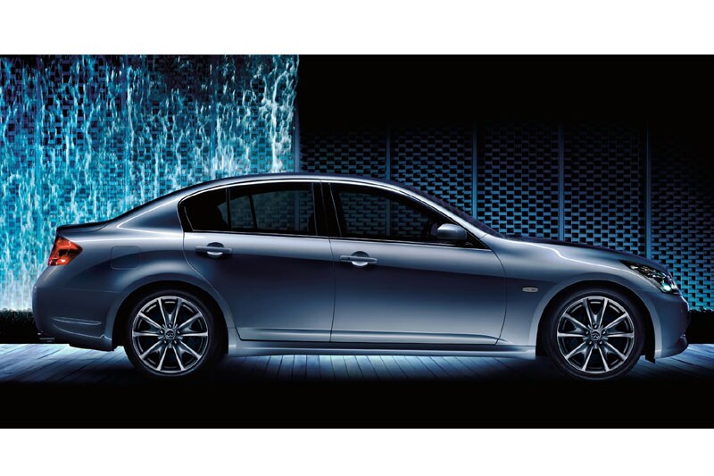 Infiniti G37