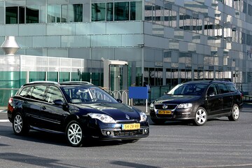 Renault Laguna Estate 2.0T - Volkswagen Passat Var