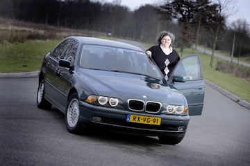 BMW 528i