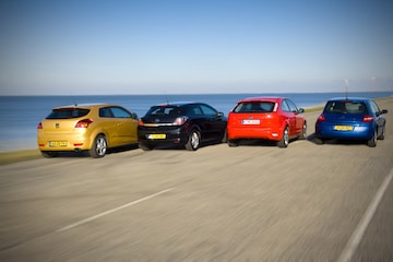 Kia Pro_Cee'd-Renault Mégane-Opel Astra GTC-Ford F