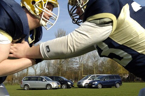 Chrysler Grand Voyager - Ford Galaxy - Renault Grand Espace