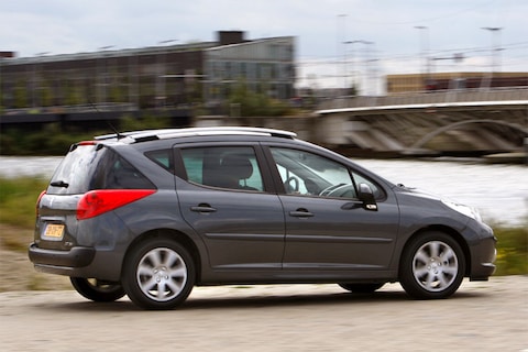 Peugeot 207 SW XS 1.6-16V VTi (2008)