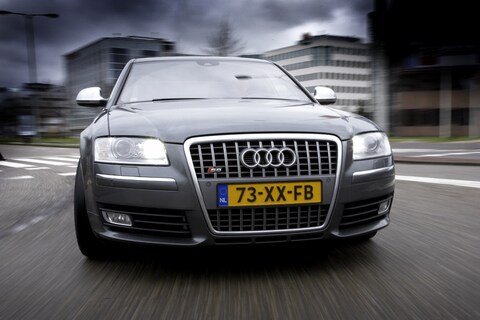 Audi S8