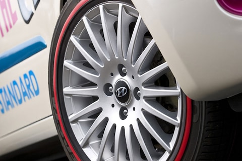 Waarom zijn banden altijd zwart?