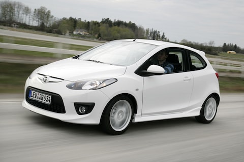 Mazda 2 naar Amerika