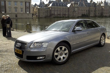 Audi A8 2.8 FSIe