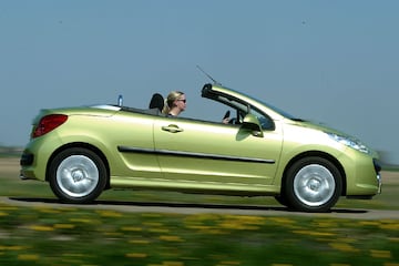 Peugeot 207 CC 1.6-16V VTi