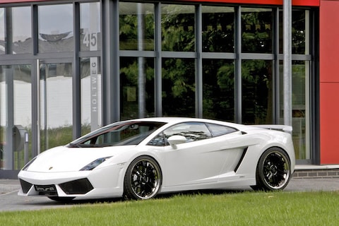 Lamborghini LP560-4 met meer