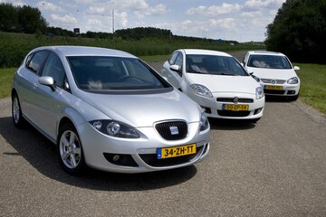 Fiat Bravo 1.6 MultiJet-Seat Leon Ecomotive-Volksw