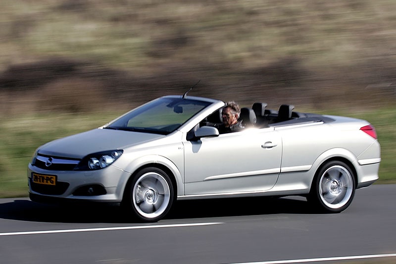 Opel Astra TwinTop 1.9 CDTi 150pk Temptation