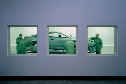 Investeerder wil van deel Aston Martin af