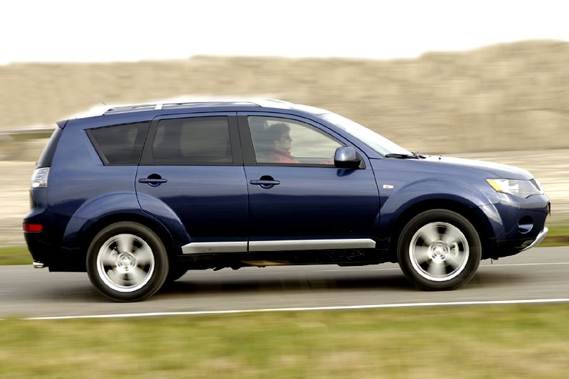 Mitsubishi Outlander 2.0 Di-D Intense+