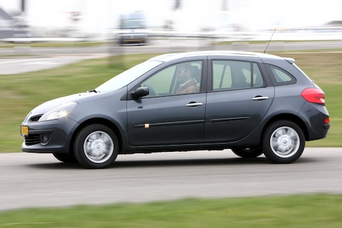Renault Clio Estate TCE 100 Dynamique (2008)