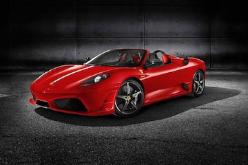 Ferrari Scuderia Spider 16M