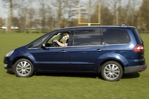 Ford Galaxy 2.3 Ghia (2008)