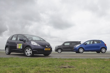 Honda Jazz Daihatsu Materia Toyota Yaris