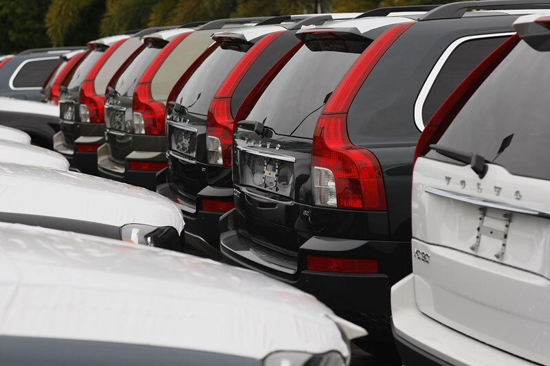 Volvo's wachten op een koper | Foto: ANP/AFP