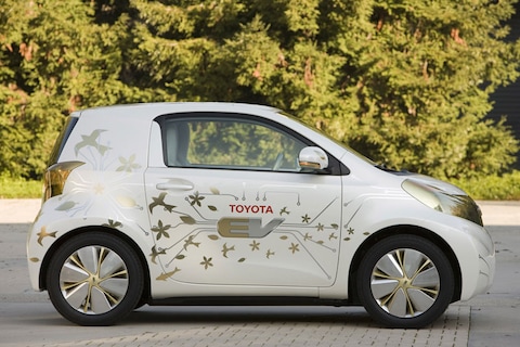 'Elektrische Toyota iQ in 2012'