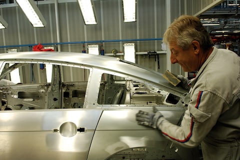 Frankrijk spekt autobouwers met 6 miljard