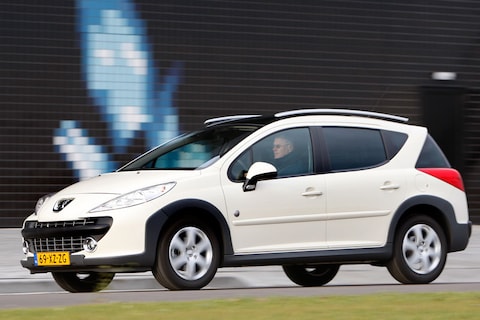 Peugeot 207 SW Outdoor XS 1.6 HDiF 16V 110pk (2008)