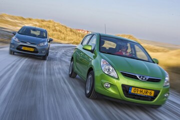 Ford Fiesta 1.2-Hyundai i20 1.2i