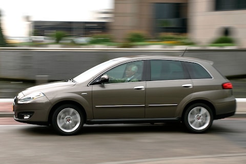 Test: Fiat Croma 2.2 16V Corporate Premium (2008)