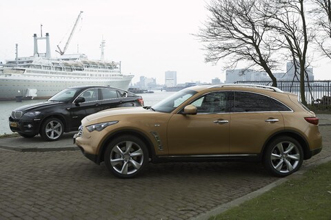 BMW X6 xDrive50i >> Infiniti FX50 S