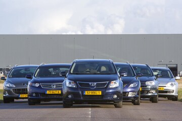 Mazda vs Toyota vs Citroën vs Peugeot vs Renault v