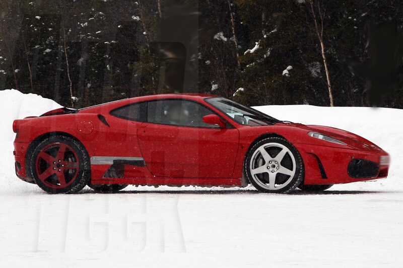 Ferrari F450 mule | Foto: Carpix