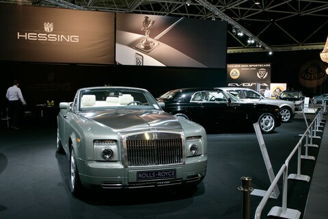 'Rechtbank legt beslag op auto's Hessing'