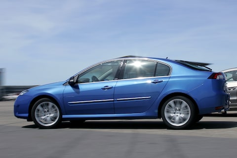 Renault Laguna 2.0 16V T 205 GT (2008) - Test