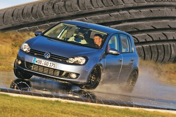 Volkswagen Golf in bandentest