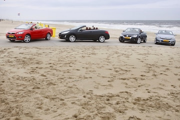 Ford Focus CC/ Opel Astra TwinTop / VW Eos / Peuge