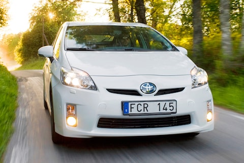 "Toyota komt met Prius coupé"