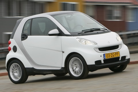 Test: Smart Fortwo MHD 52 kW Coupé (2009)