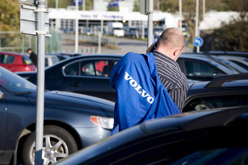 Volvo-werknemer in Göteburg | Foto: ANP/EPA
