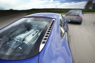 Audi TT RS-Audi R8 V10