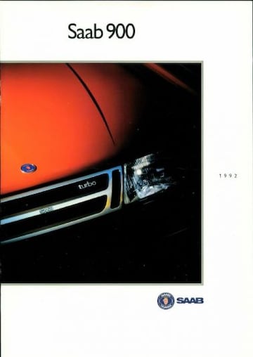 Brochures Saab 900 - Folders