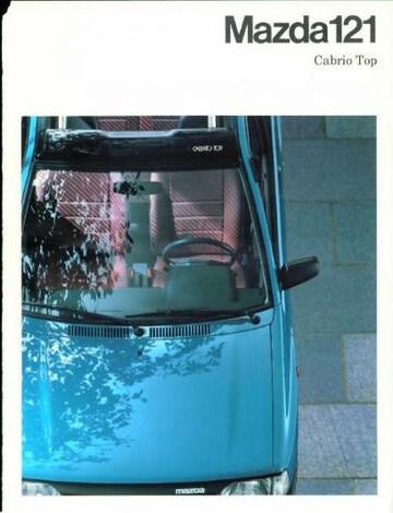 Brochures Mazda 121 - Folders