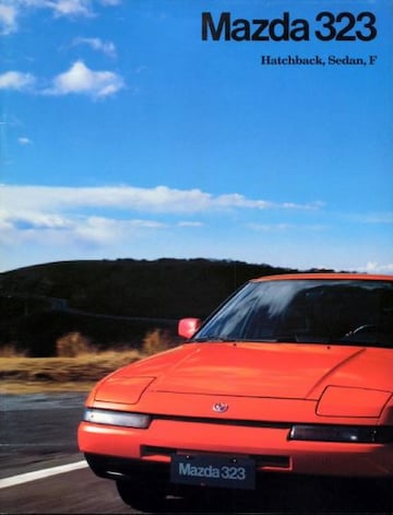 Brochures Mazda 323 - Folders