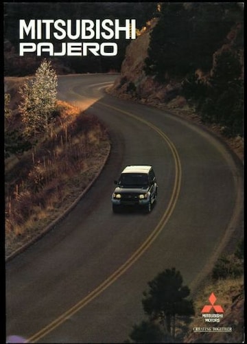 Brochures Mitsubishi Pajero - Folders