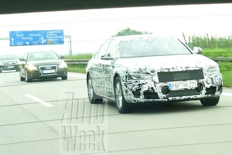 Nieuwe Audi A8 gespot op weg naar vakantie