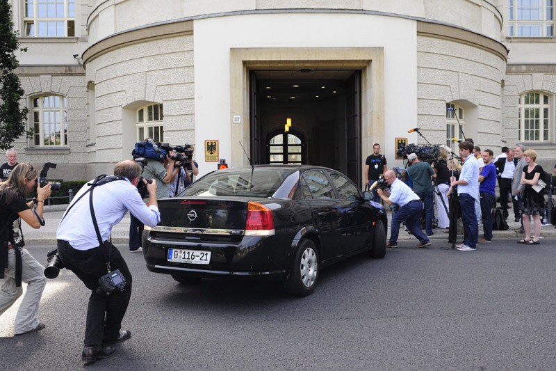 Opel- en GM-bonzen arriveren voor overleg | Foto: 