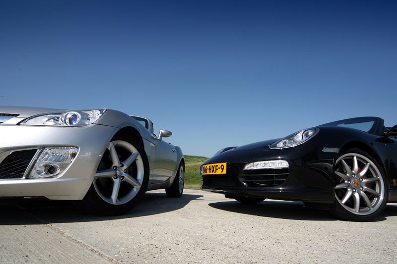 Porsche Boxster vs Opel GT