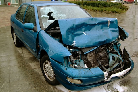 Vrouwen rijden meer schade dan mannen